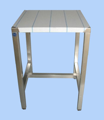 Table centrale en inox