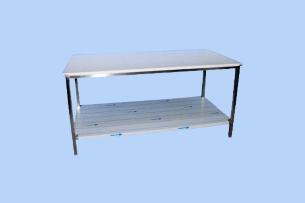 table de découpe en inox avec étagère basse